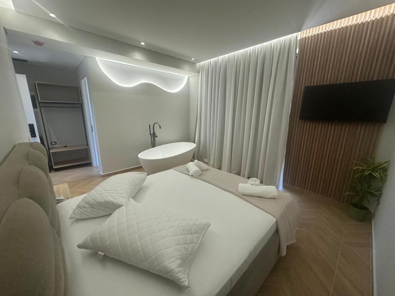 Parid Hotel